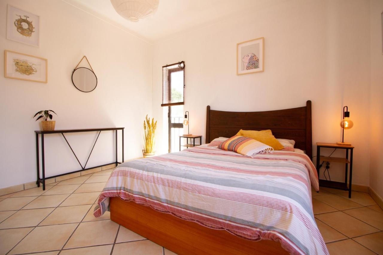 Bura Surfhouse Albergue